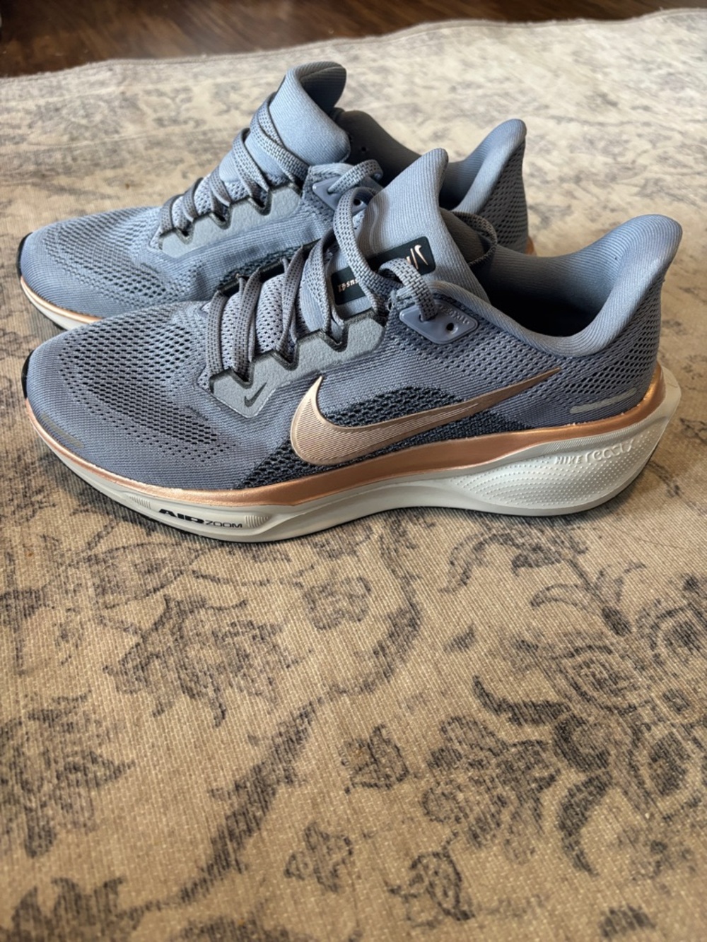 Nike Women’s Pegasus 41 Running Shoes - size 7.5 - blue/rose gold